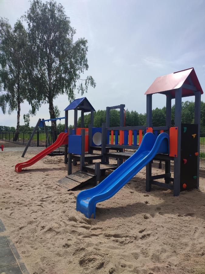 Zielonka Relaks Villa Rusinowo  Kültér fotó